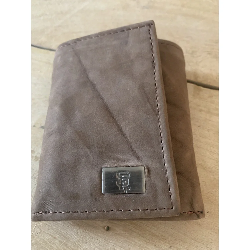 San Francisco Giants Brown Leather Wallet With‎ Concho Trifold Wallet NWOT